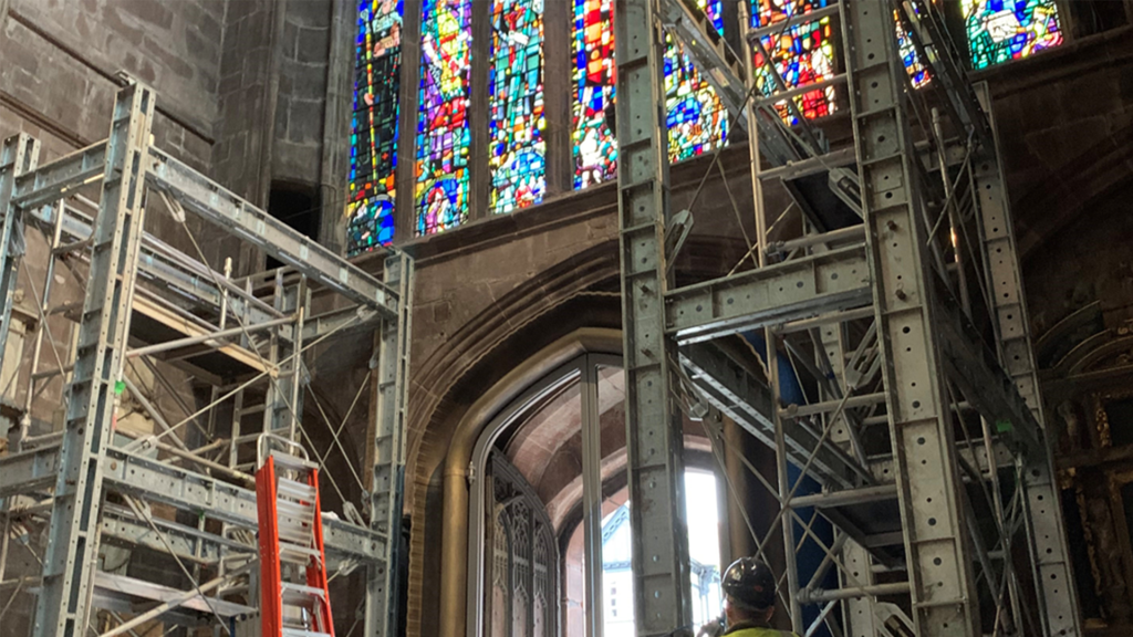 UniShore® Supports Sculpture Installation at Queens Jubilee